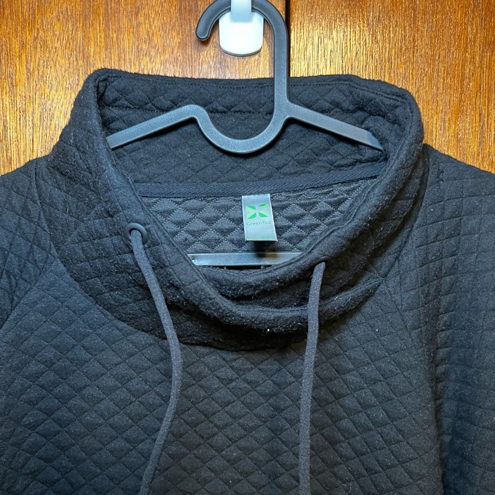 Black Knit Sweater from Costco – Textured Ribbed Diamond Pattern - Picture 4 of 5